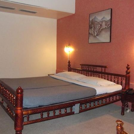 Hotel Bluehill Bhavnagar Eksteriør bilde