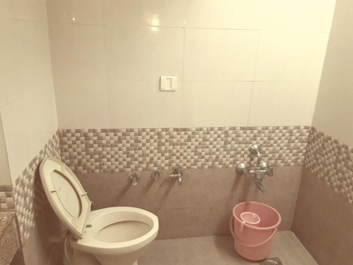 Hotel Bluehill Bhavnagar Eksteriør bilde